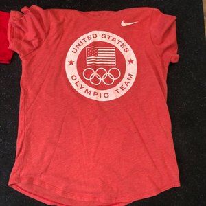 Womens DRI-Fit Nike tee